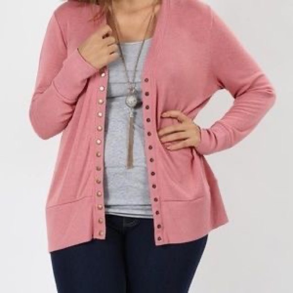 ⭐️Plus Size Snap Front Cardigan Ash Pink - Picture 4 of 5